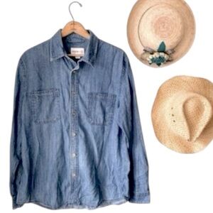 FEED➕TARGET Ltd Ed. Denim Chambray Button Down Top